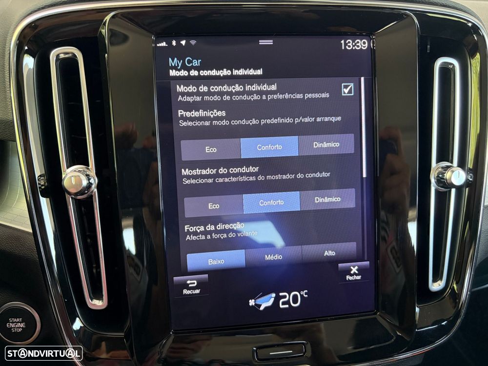 Volvo XC 40 2.0 D3 Momentum Plus - 33