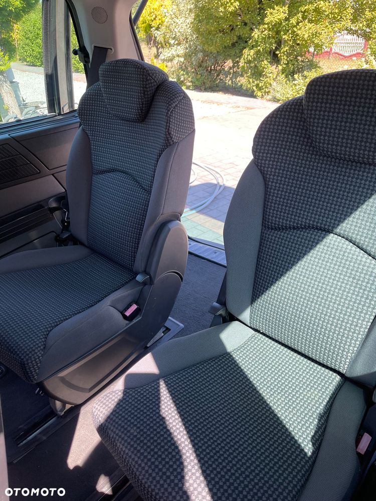Peugeot 807 2.0 HDi Platinum Pullman - 13