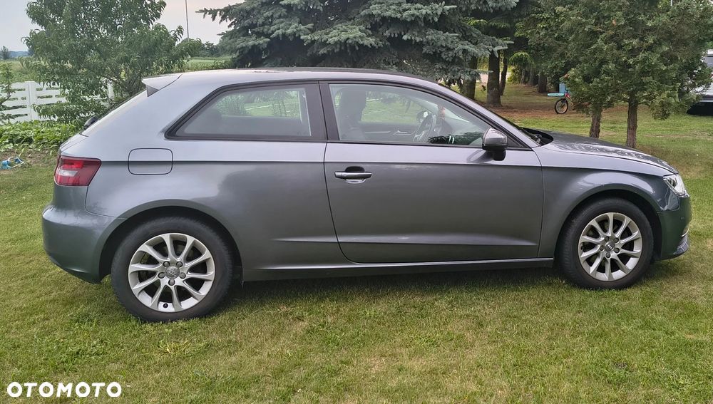 Audi A3 3-drzwiowe 1.4 TFSI Attraction - 4