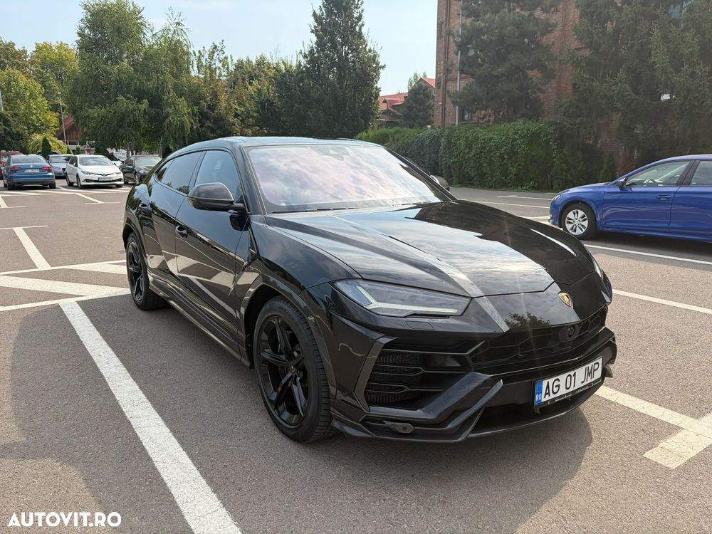Lamborghini URUS - 1