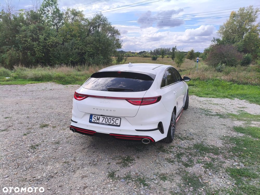 Kia ProCeed - 7