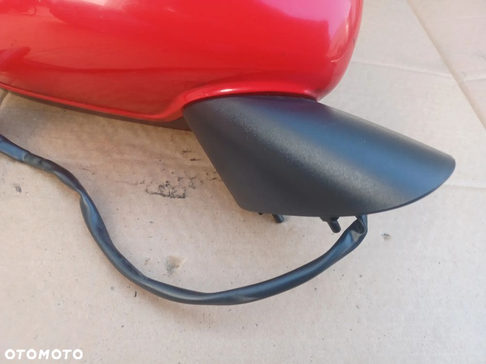 LUSTERKO PRAWE CORSA D Z547 EUROPA 3PIN - 6
