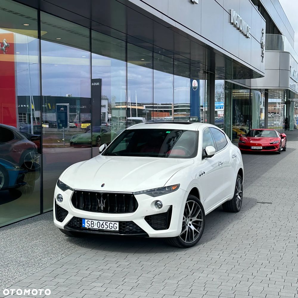 Maserati Levante Q4 Executive - 2