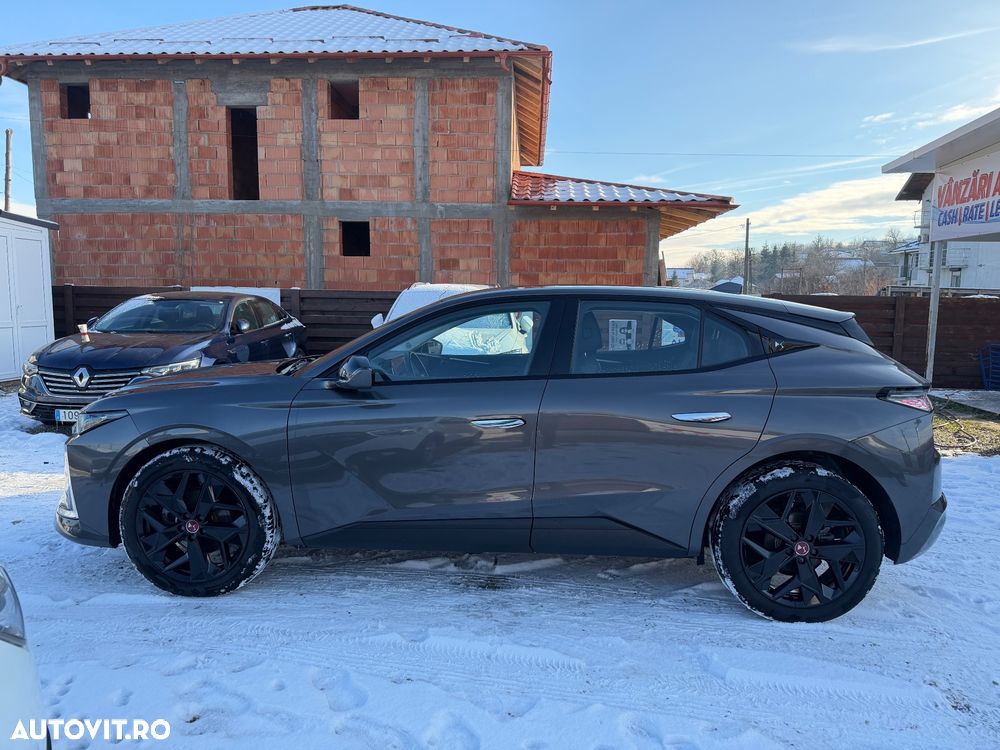 DS Automobiles DS 4 1.5 BlueHDi 130 S&S EAT8 PERFORMANCE LINE + - 8