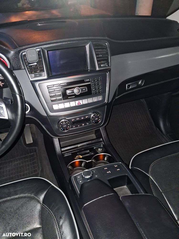 Mercedes-Benz ML 350 BlueTEC 4MATIC Aut - 14