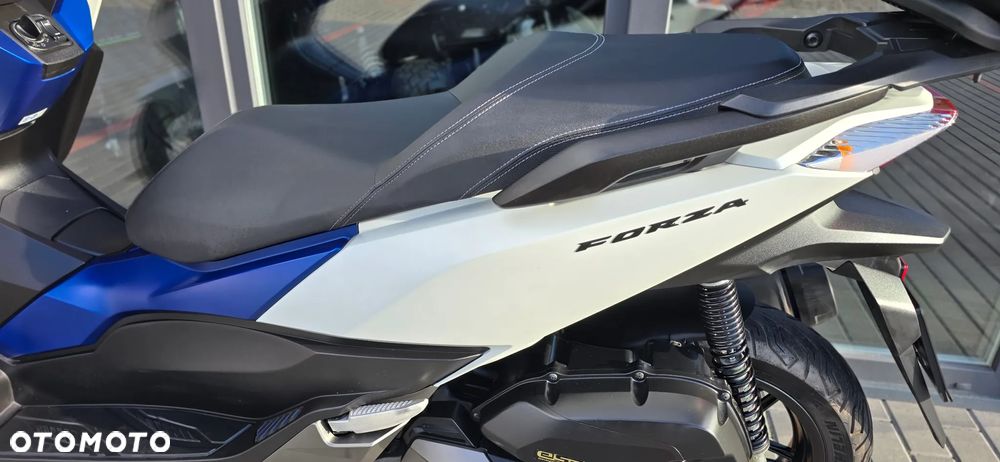 Honda NSS - 40