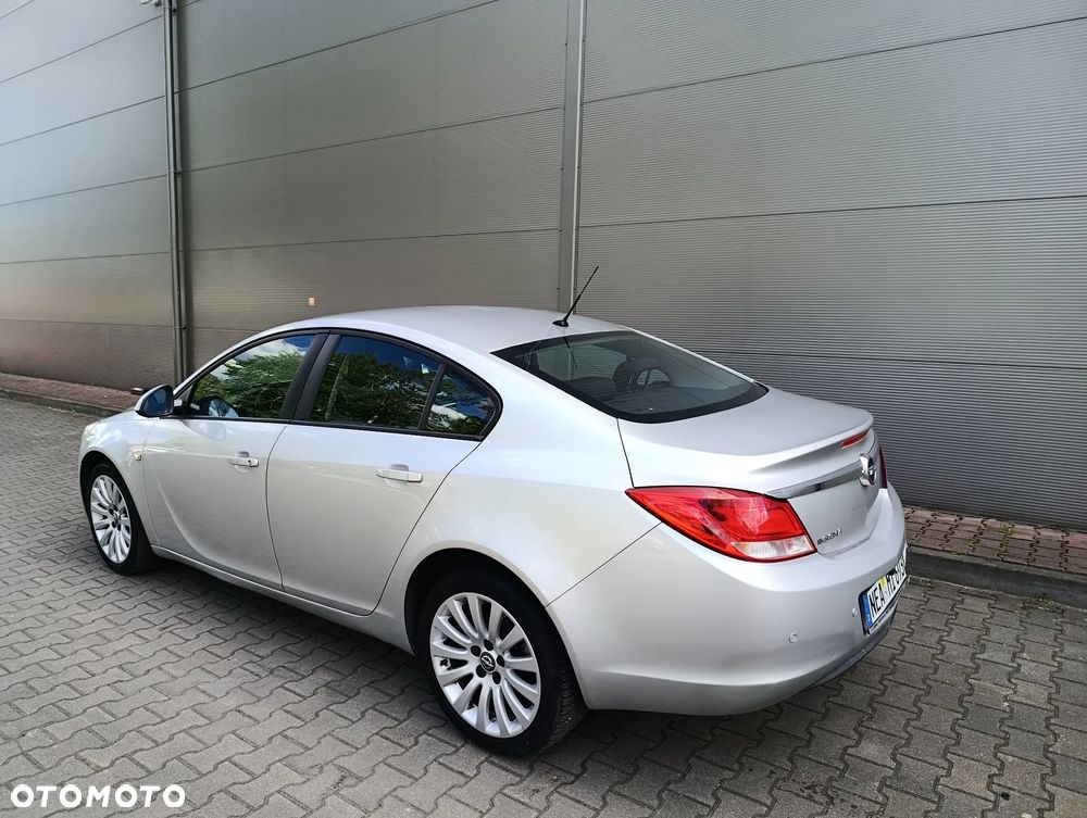 Opel Insignia 1.6 - 21