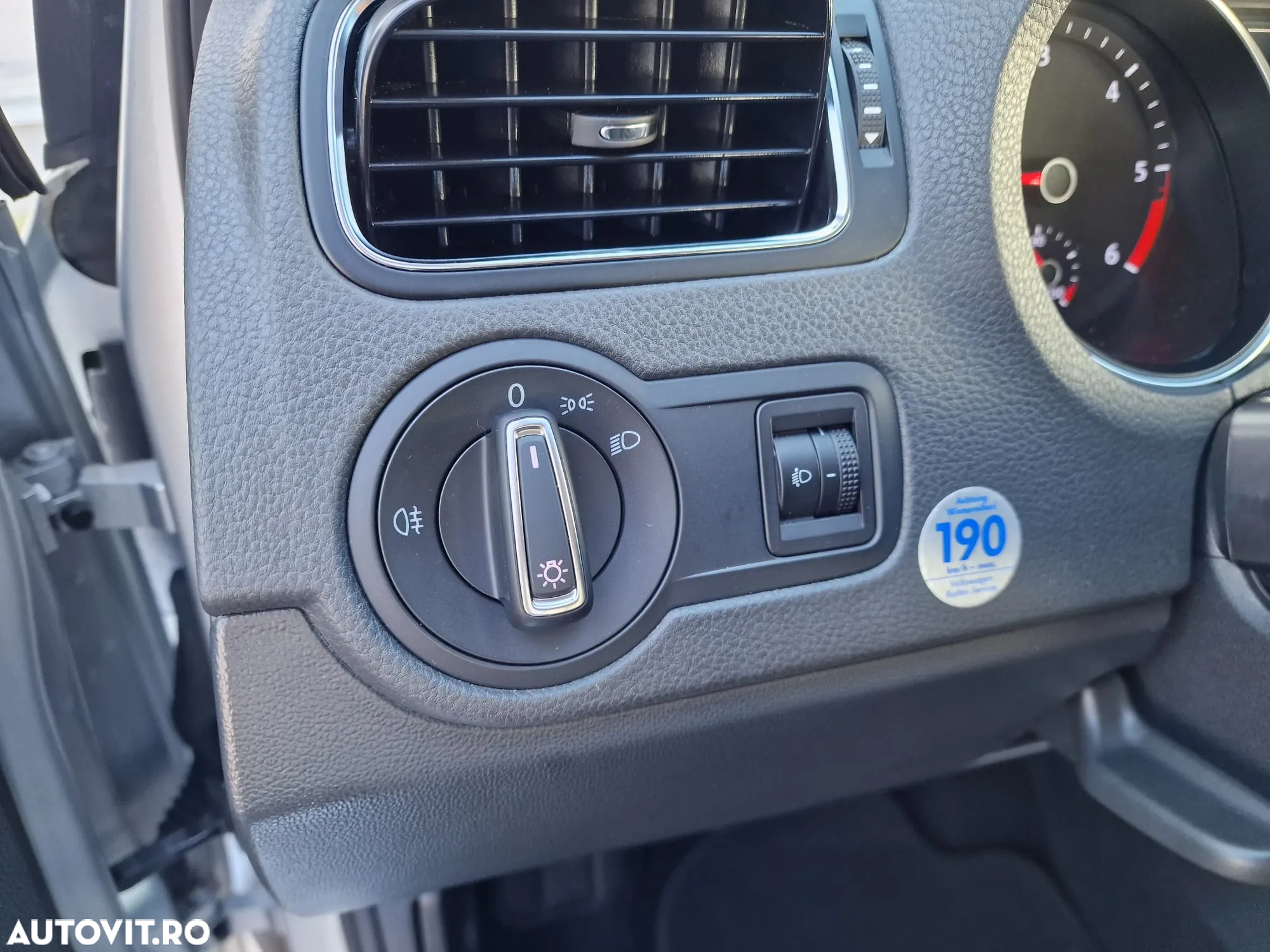Volkswagen Polo 1.4 TDI (Blue Motion Technology) Comfortline - 22