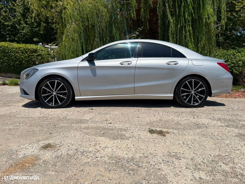 Mercedes-Benz CLA 200 - 4