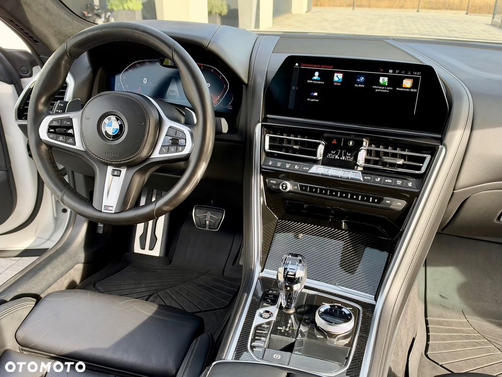 BMW Seria 8 840d xDrive mHEV - 24