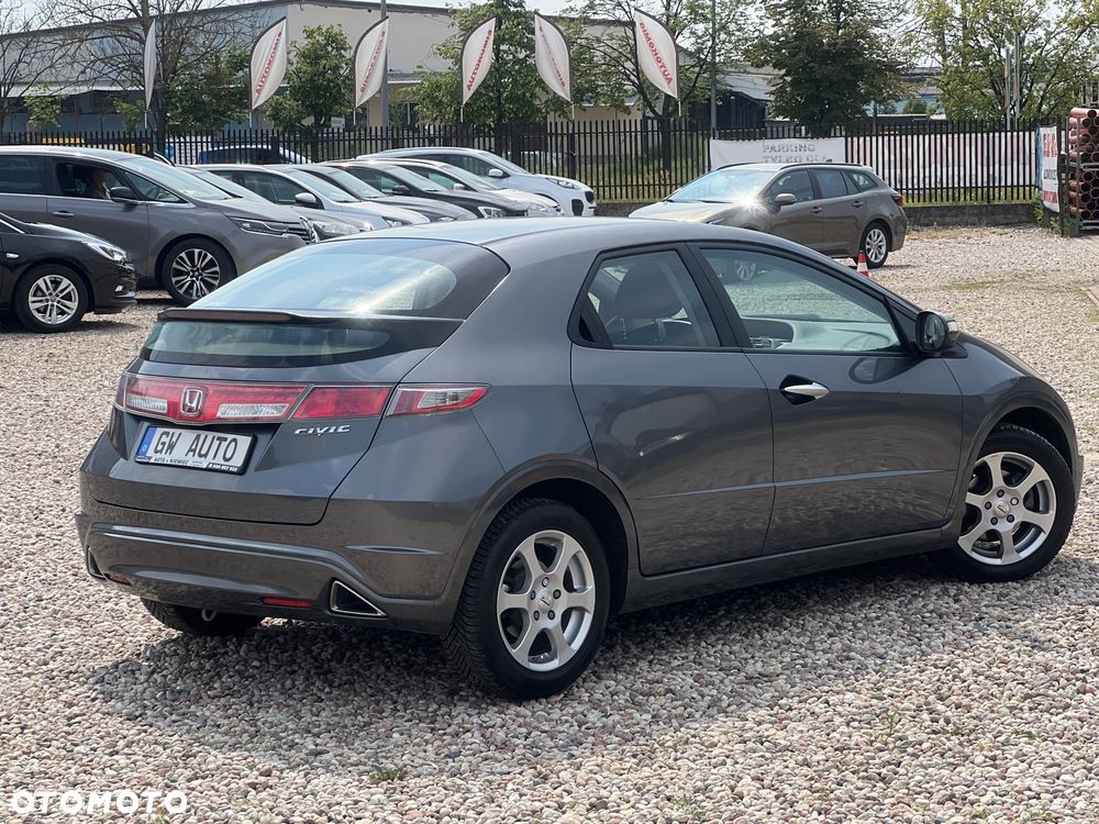 Honda Civic 1.4 i-VTEC Comfort - 9