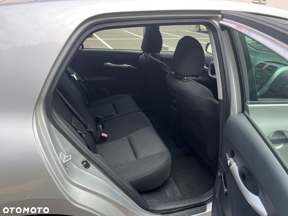 Toyota Auris 1.33 VVT-i Terra - 11