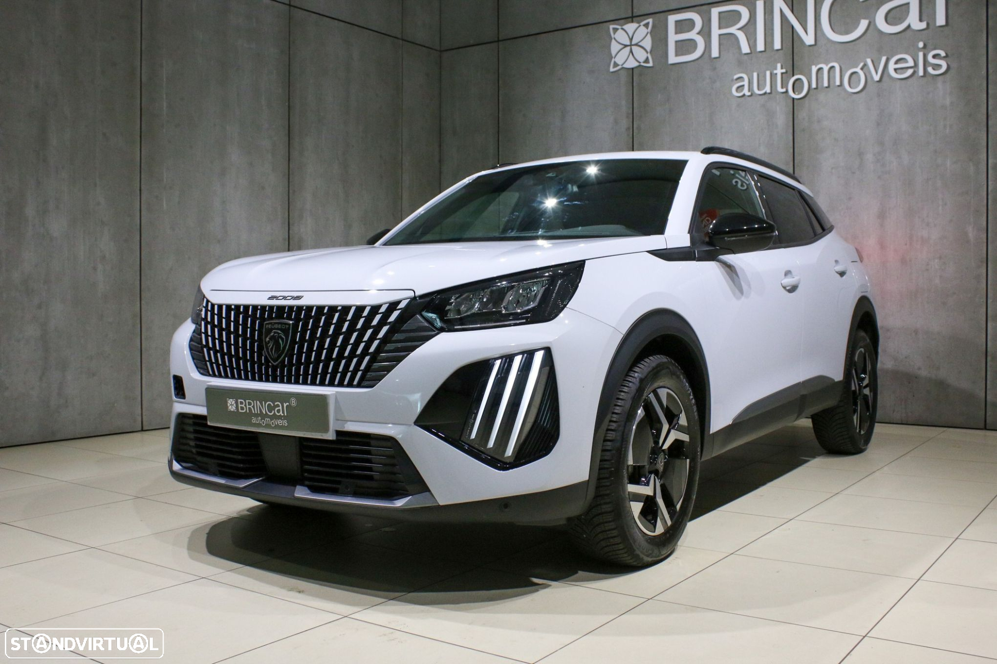 Peugeot 2008 1.2 PureTech Allure - 3