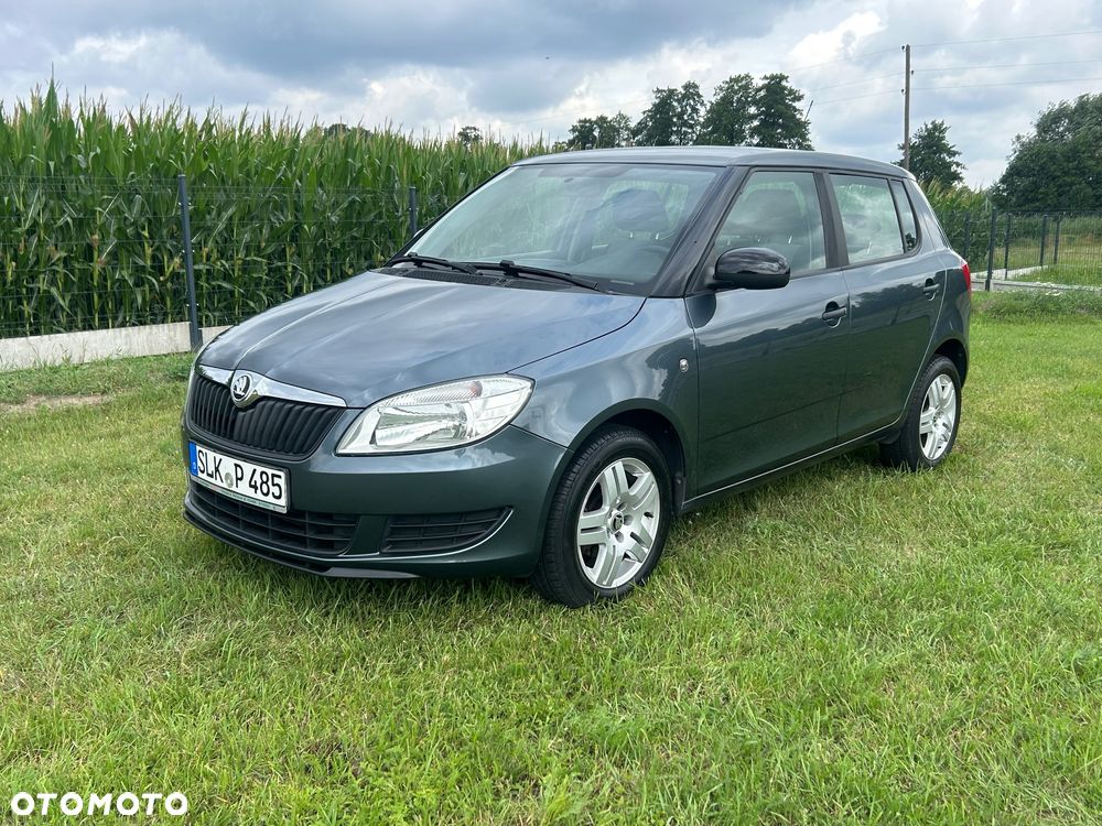 Skoda Fabia 1.2 HTP Cool Colour Edition - 1