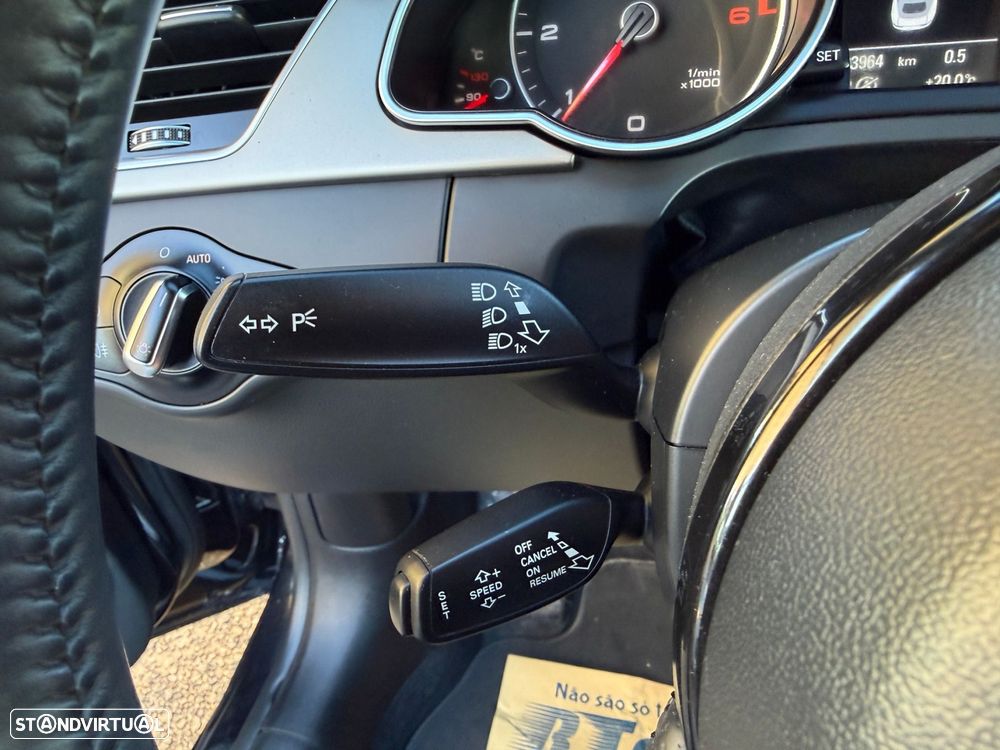 Audi A5 Cabrio 2.0 TDi Multitronic S-line - 25