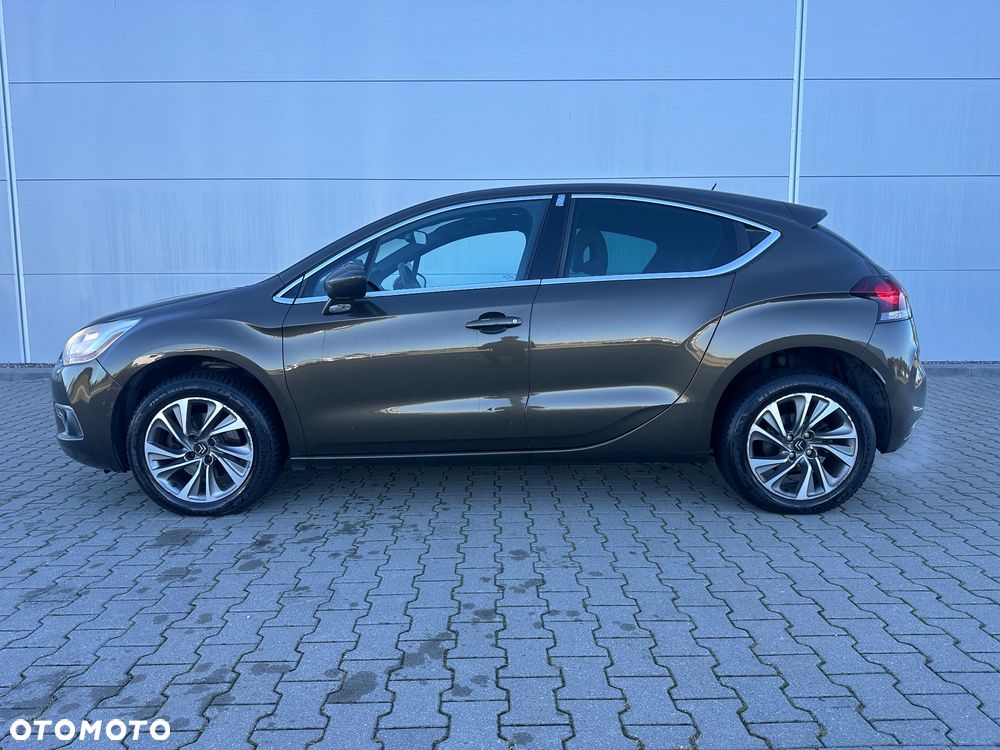 Citroën DS4 1.6 THP SoChic - 9