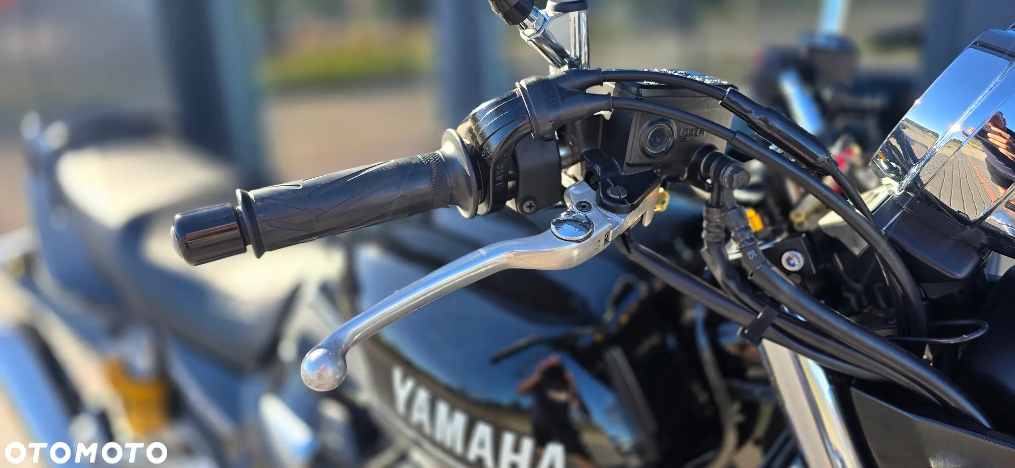 Yamaha XJR - 9