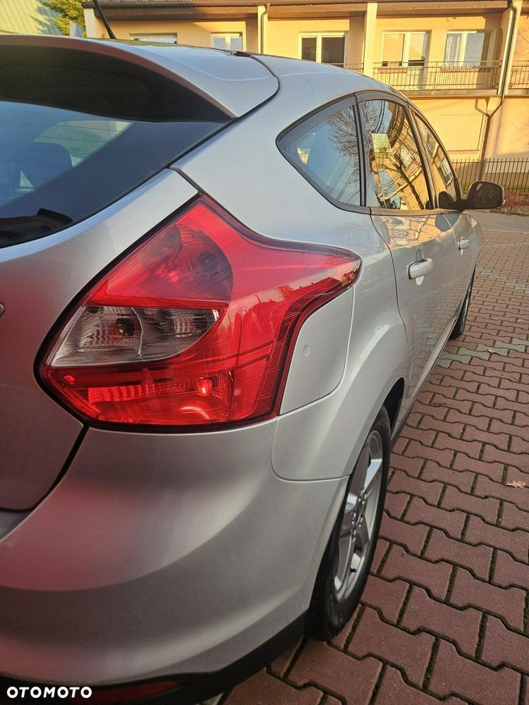Ford Focus 1.6 Edition - 15