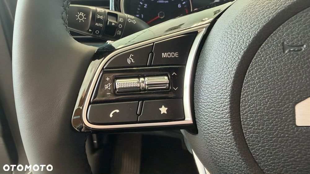 Kia XCeed - 16