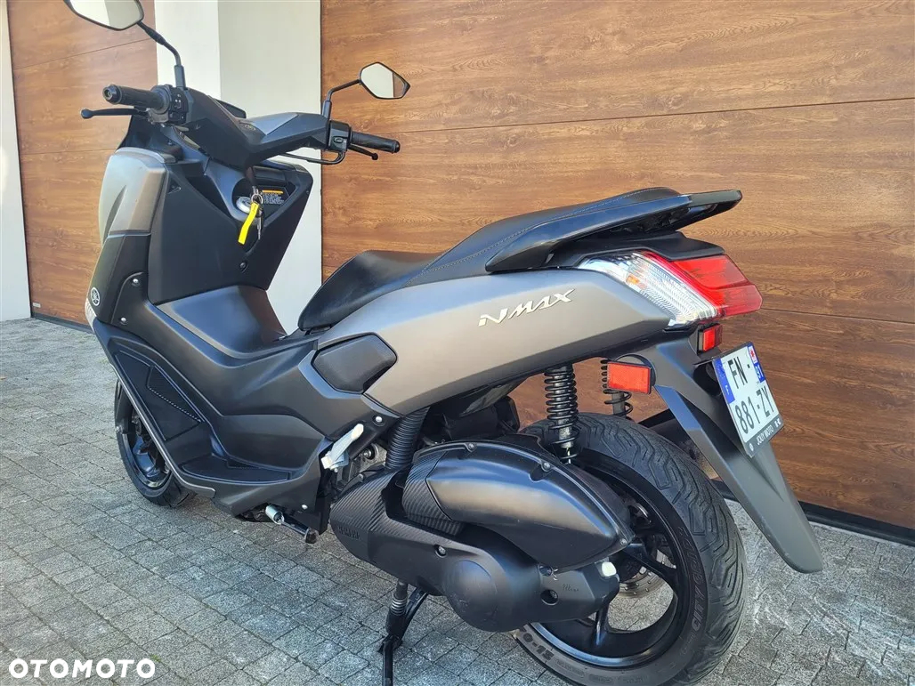 Yamaha NMAX - 23