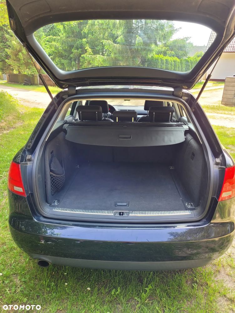 Audi A4 Avant - 11