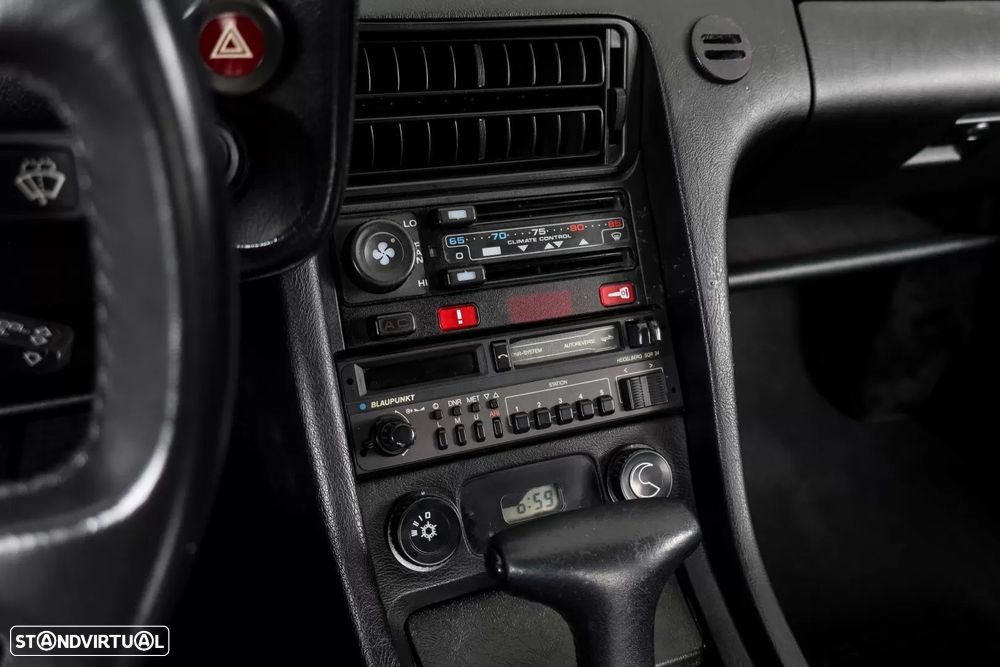 Porsche 928 S4 - 12
