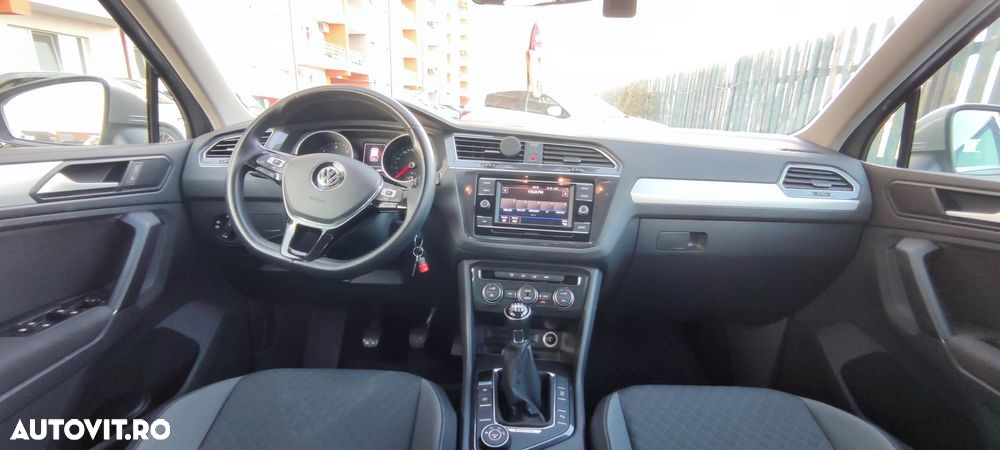 Volkswagen Tiguan 2.0 TDI DPF 4Mot Comfortline - 17