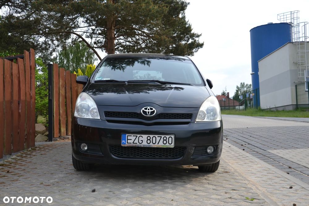 Toyota Verso - 2