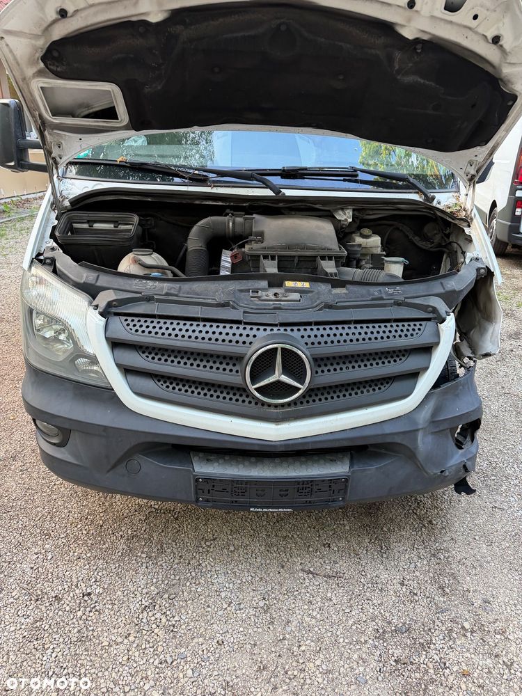 Mercedes-Benz Sprinter - 3