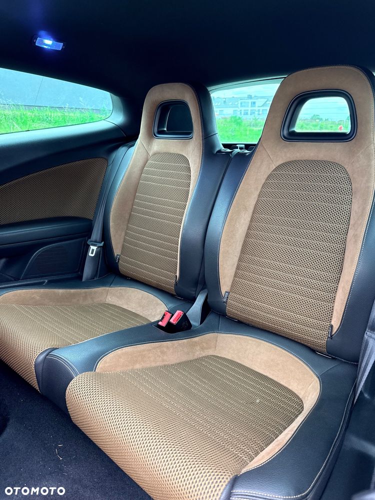 Volkswagen Scirocco 1.4 TSI DSG - 19
