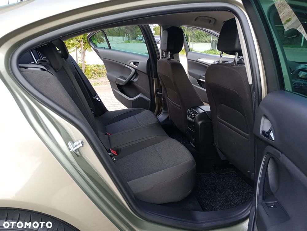 Opel Insignia 1.4 Turbo ecoFLEX Start/Stop Business Edition - 17