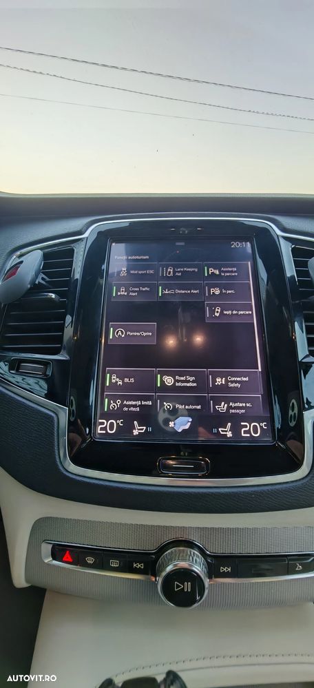 Volvo XC 90 D5 AWD Geartronic Inscription - 8