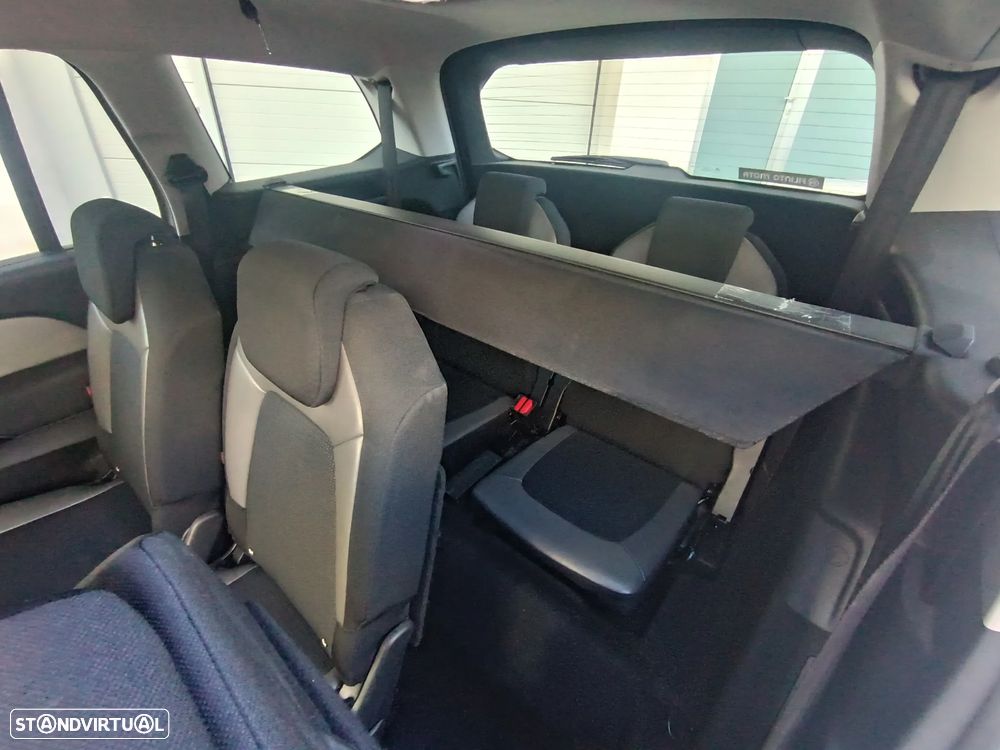 Citroën C4 Grand Picasso 1.6 BlueHDi Exclusive EAT6 - 32