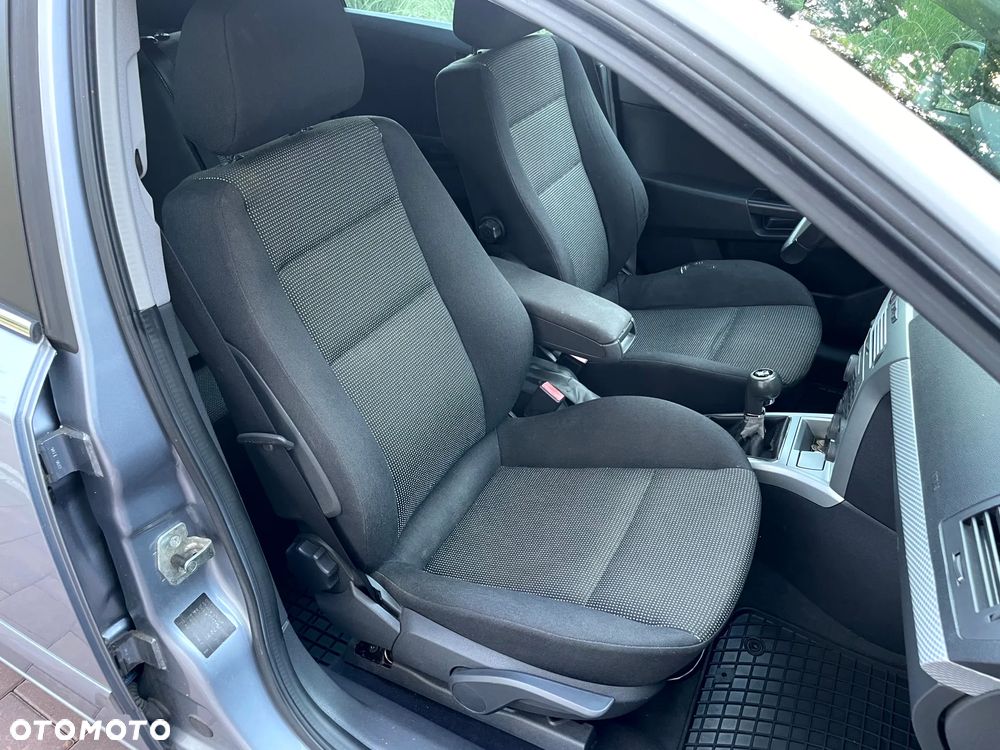 Opel Astra 1.8 Sport - 15