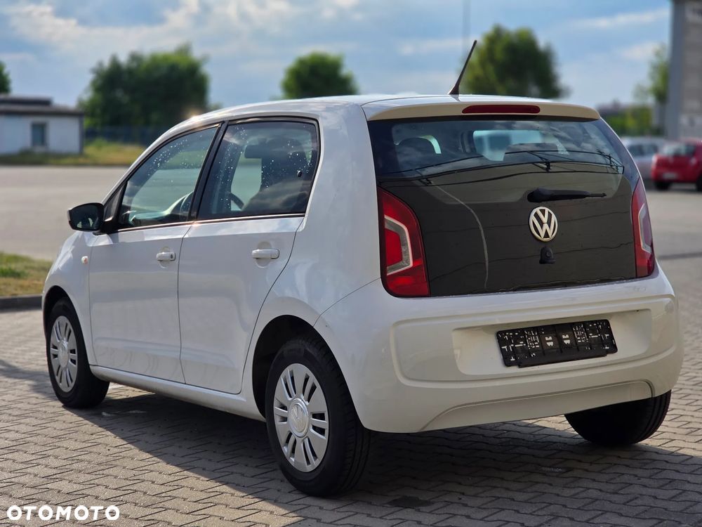 Volkswagen up! move - 6