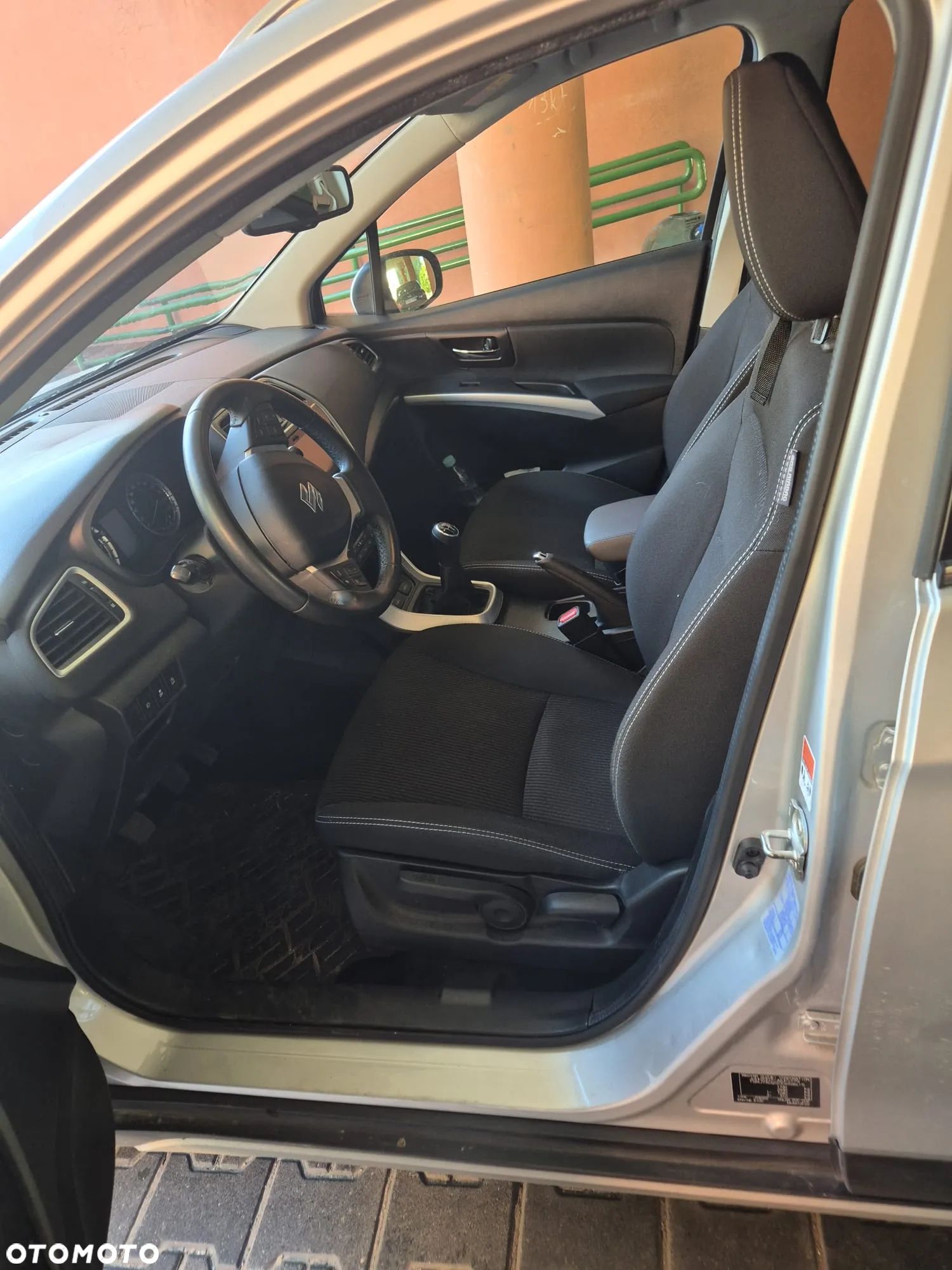 Suzuki SX4 S-Cross 1.0 T Comfort - 1