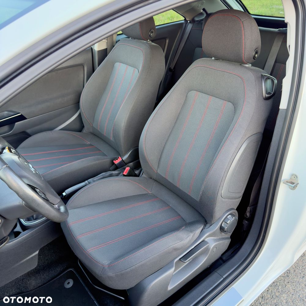 Opel Corsa 1.4 16V Color Edition - 8