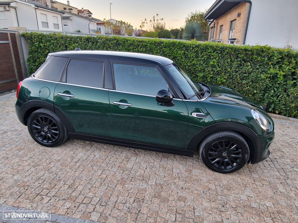 MINI 5 Portas Cooper D - 1