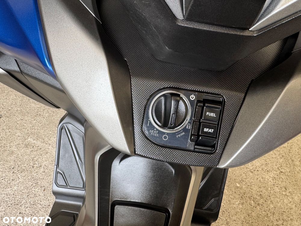 Honda NSS - 13
