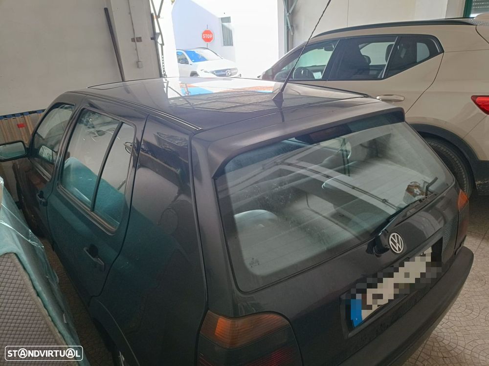 VW Golf 1.6 GT - 2