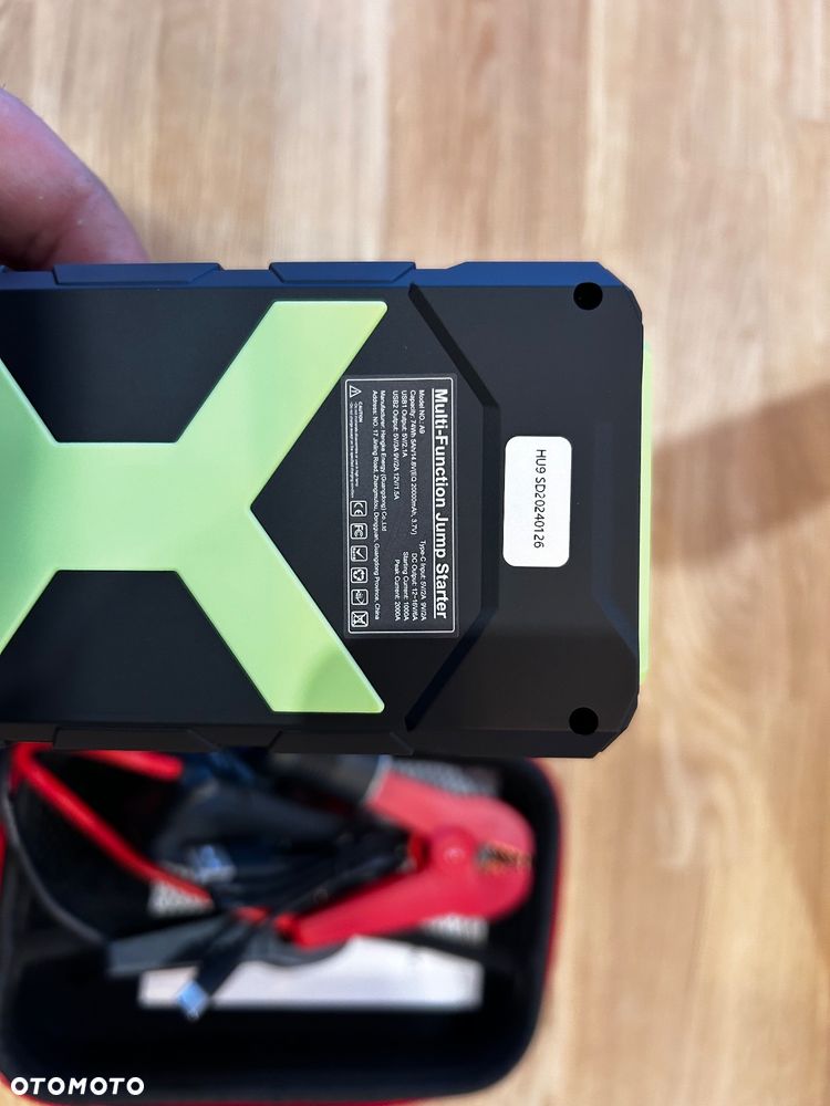 URZĄDZENIE ROZRUCHOWE BOOSTER DO SAMOCHODU ROZRUCH STARTER POWERBANK 12V 2000A - 10
