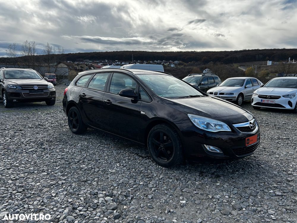 Opel Astra 1.4 EcoFLEX Cosmo - 8