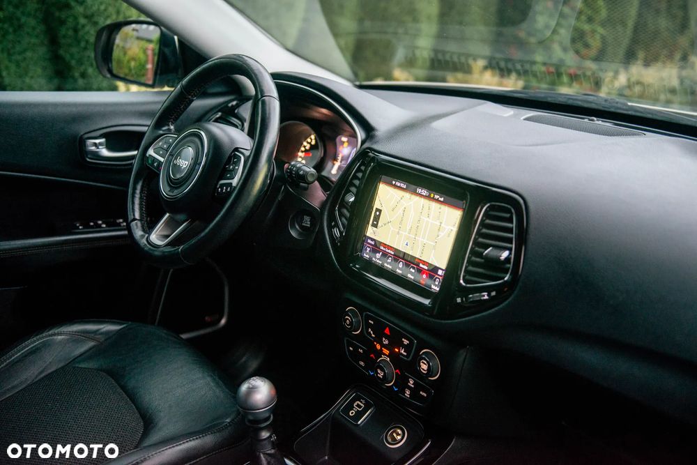 Jeep Compass 1.4 MultiAir Limited - 39
