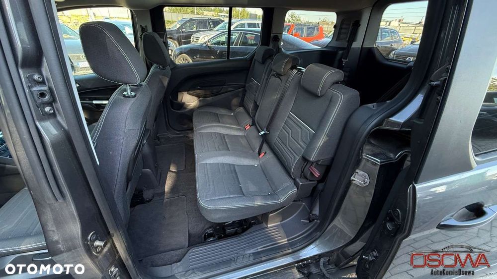 Ford Tourneo Connect Grand - 26