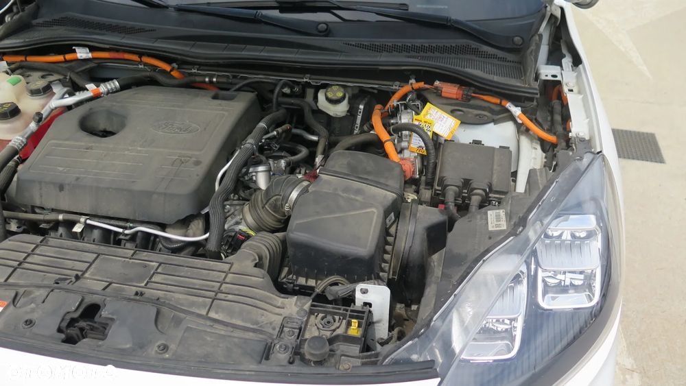 Ford Kuga 2.5P PHEV FWD Titanium - 25