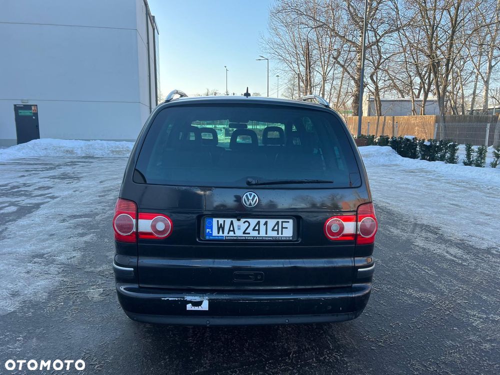 Volkswagen Sharan 2.8 V6 Highline Tiptr - 8