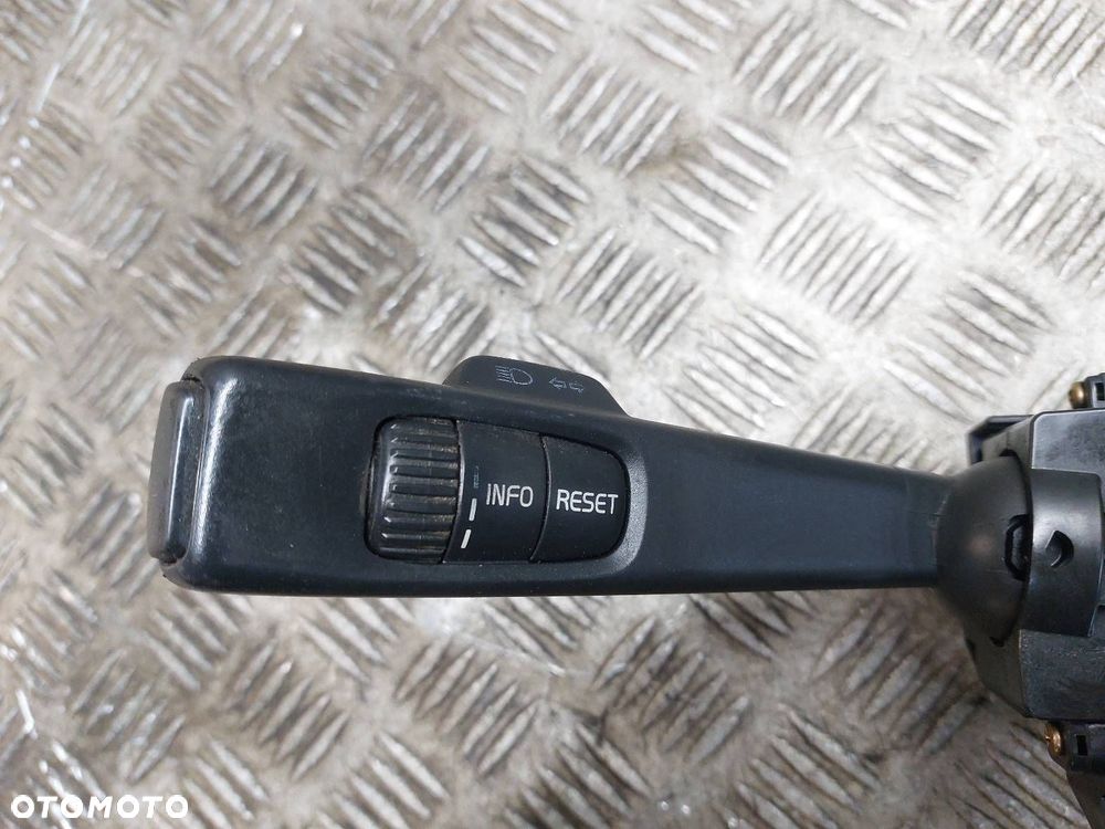 MANETKA PRZEŁĄCZNIK ZESPOLONY VOLVO S40 II 30710338 - 2