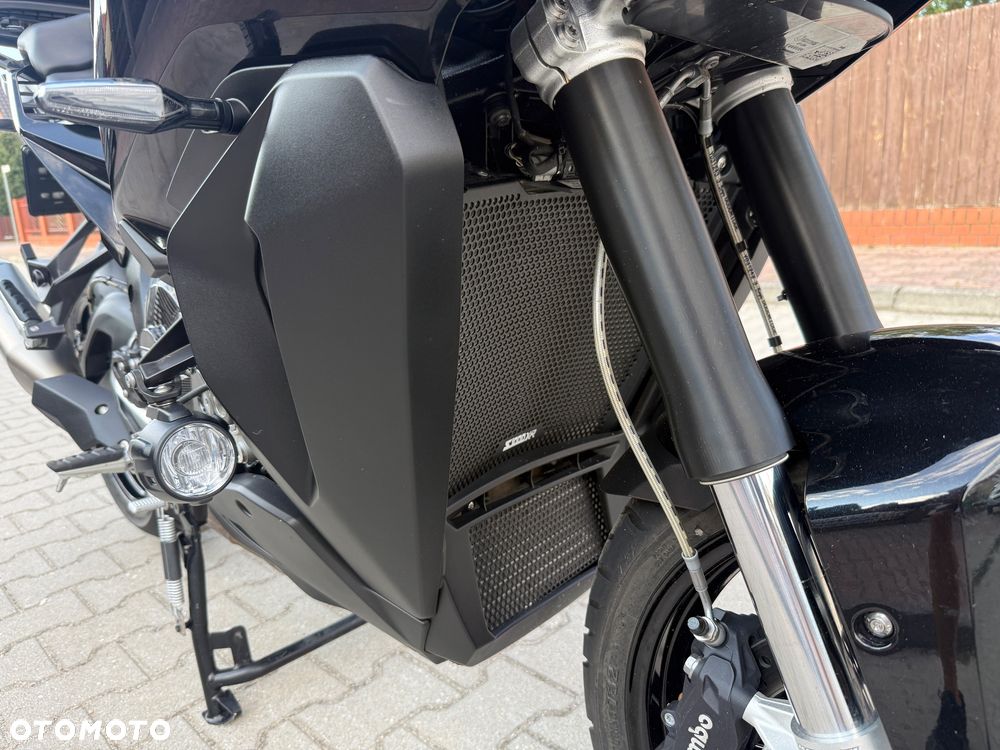 BMW XR - 7