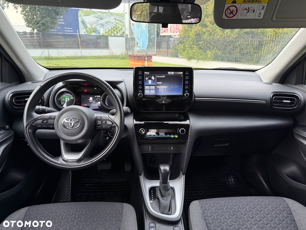 Toyota Yaris Cross - 11