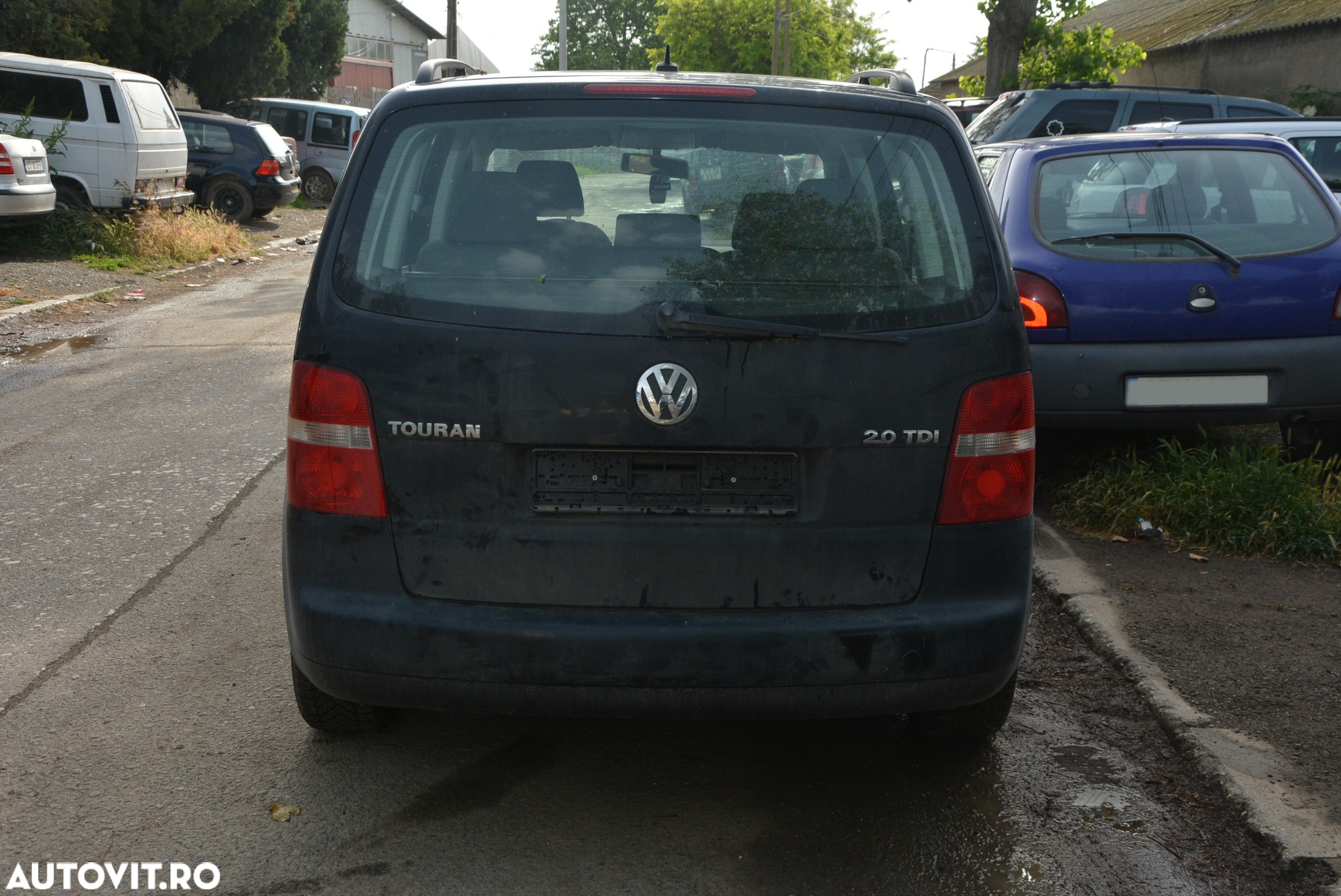 Dezmembrari  VW TOURAN (1T)  2003  > 2010 2.0 TDI Motorina - 42